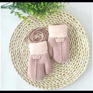 Children’s Padded Mittens7️⃣